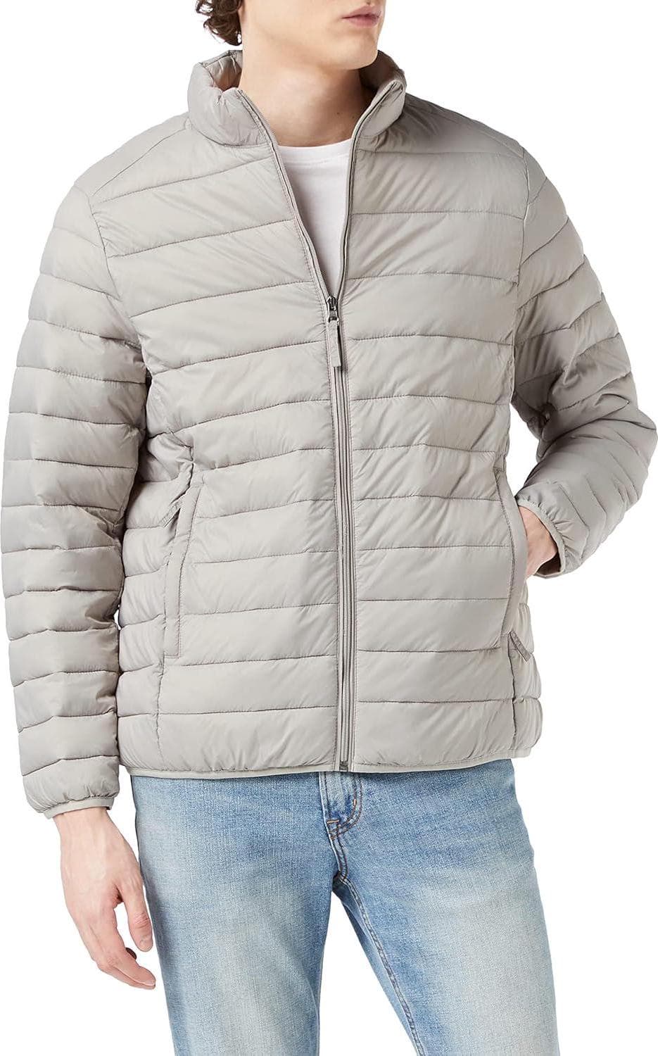 Amazon Essentials Men’s Packable Lightweight Water-Resistant Puffer Jacket (Available in Big and Tall)